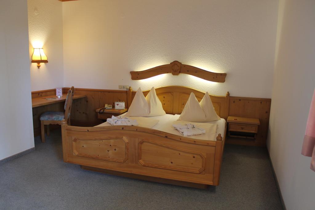 Hotel Restaurant Schwartz Neusiedl am Steinfelde